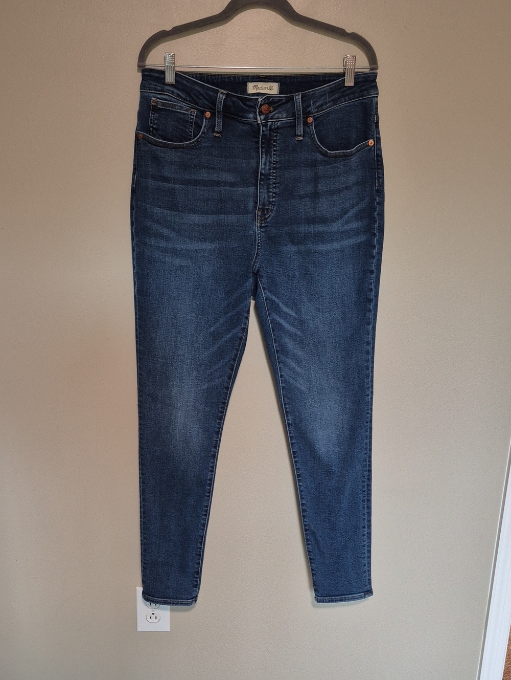 Madewell Curvy High-Rise Skinny Jeans in Dark Blue Wash